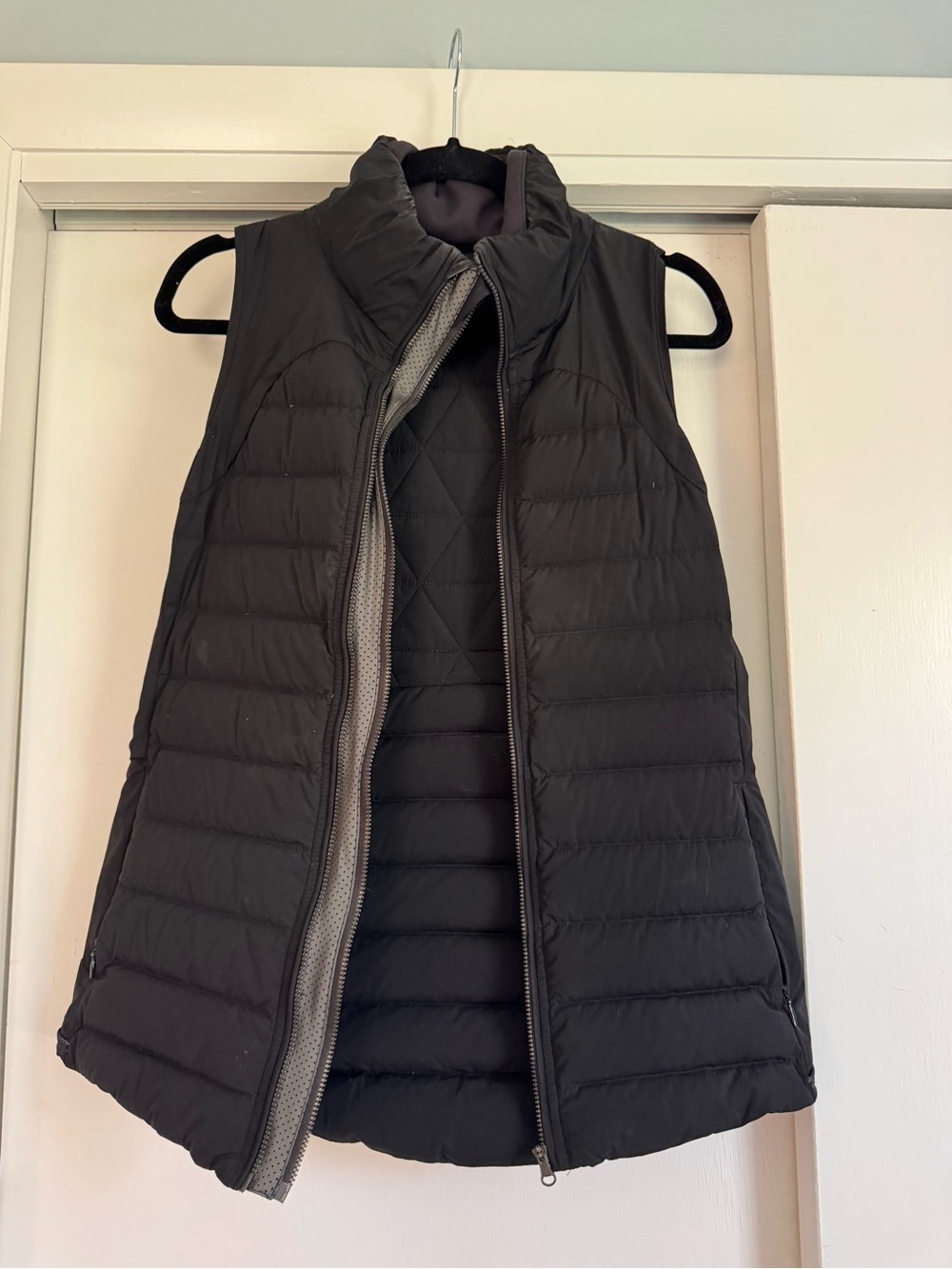 Lululemon Women’s Quilted Puffer Vest - Black